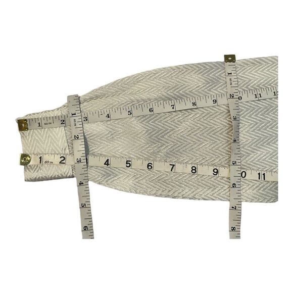 The Villager Women’s  Vintage Size 6 Long Sleeve white Clip Dot Blouse Top - Picture 12 of 13